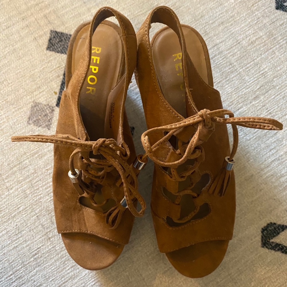 Report brown suede wedges